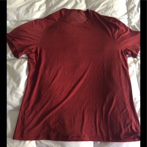 Lululemon Mens short sleeved burgundy top
